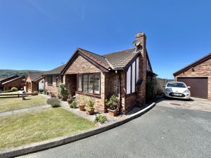 Photo 25- click for photo gallery